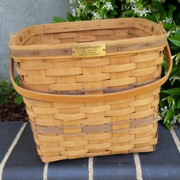 Signed Longaberger J.W. Collection TWO-PIE BASKET - Picture 2 of 5